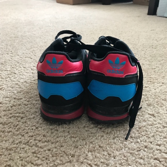 Adidas Black/Red/Blue sneakers - Picture 4 of 5